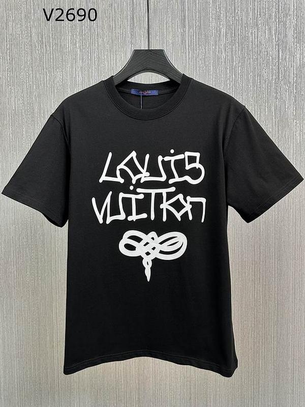 Louis Vuitton Men's T-shirts 1592